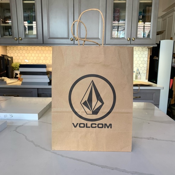 VOLCOM Paper Shopping Gift Bag 10x13x5 - Picture 3 of 9